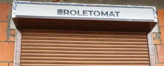 Jak otworzyć roletę zewnętrzną? Proste kroki i najczęstsze problemy